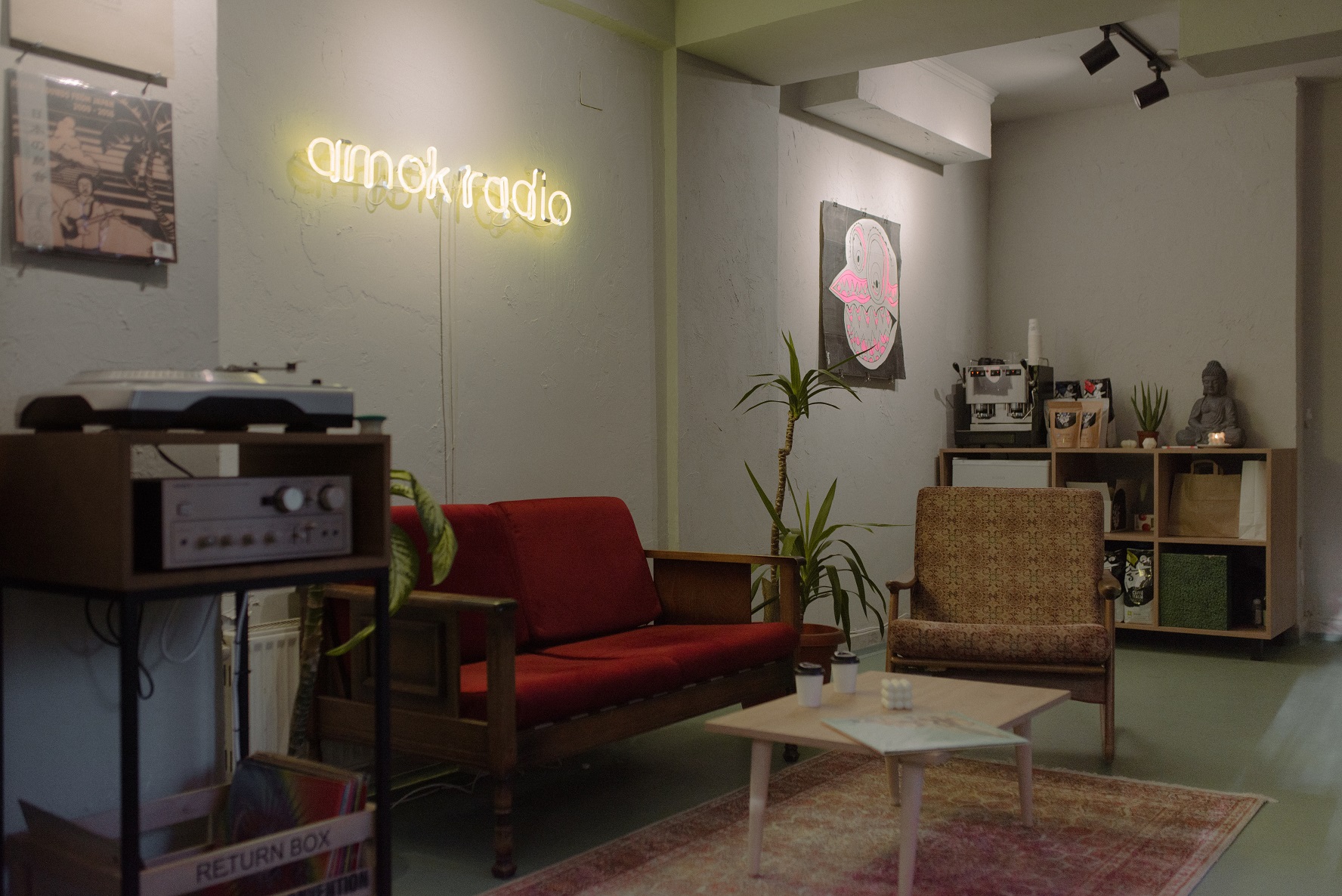 Record Talks with Amok radio (guests Ermilova & NastasyaKish) #WorldRadioDay